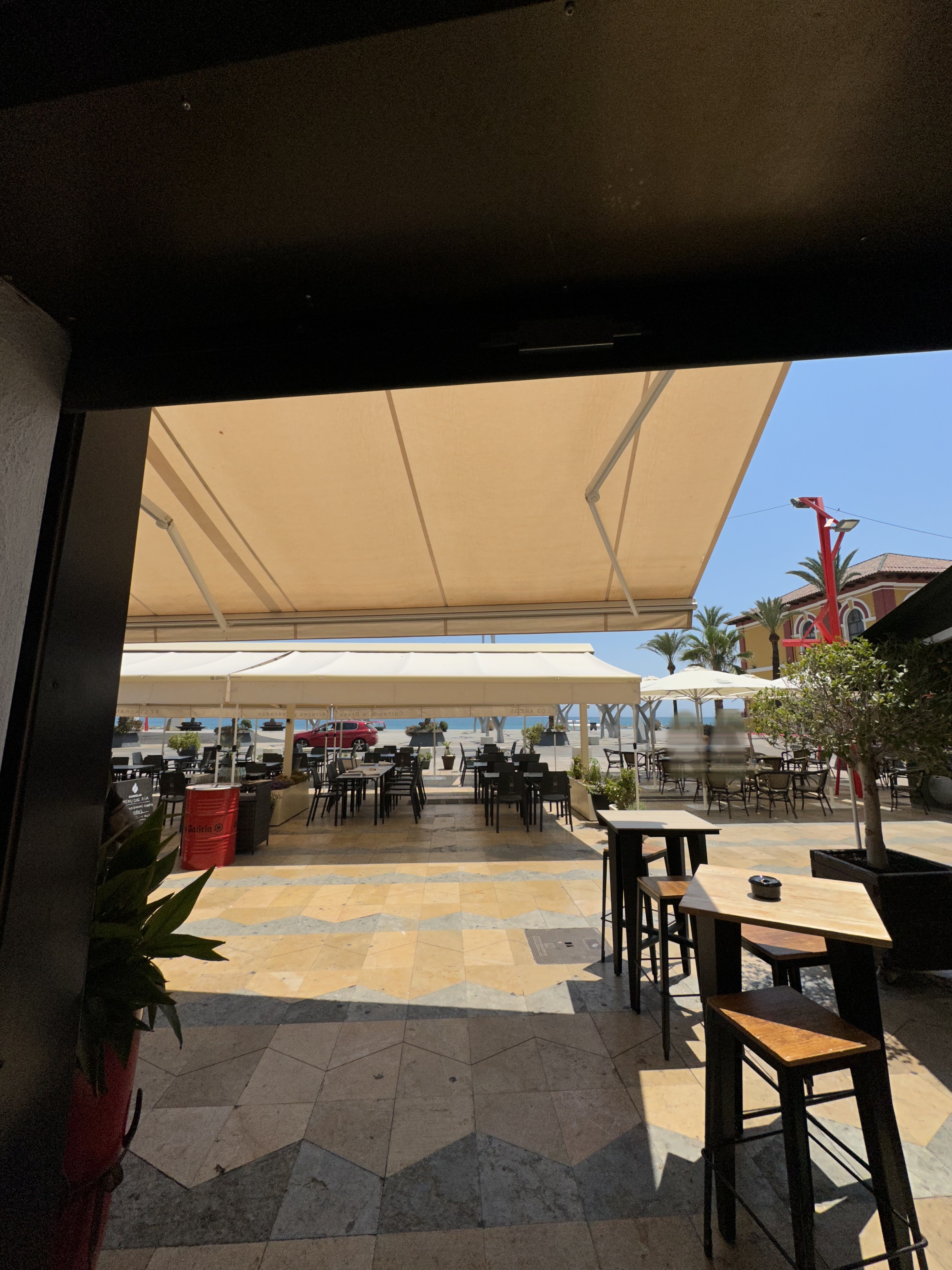 Restaurante Los Arcos — vista del local