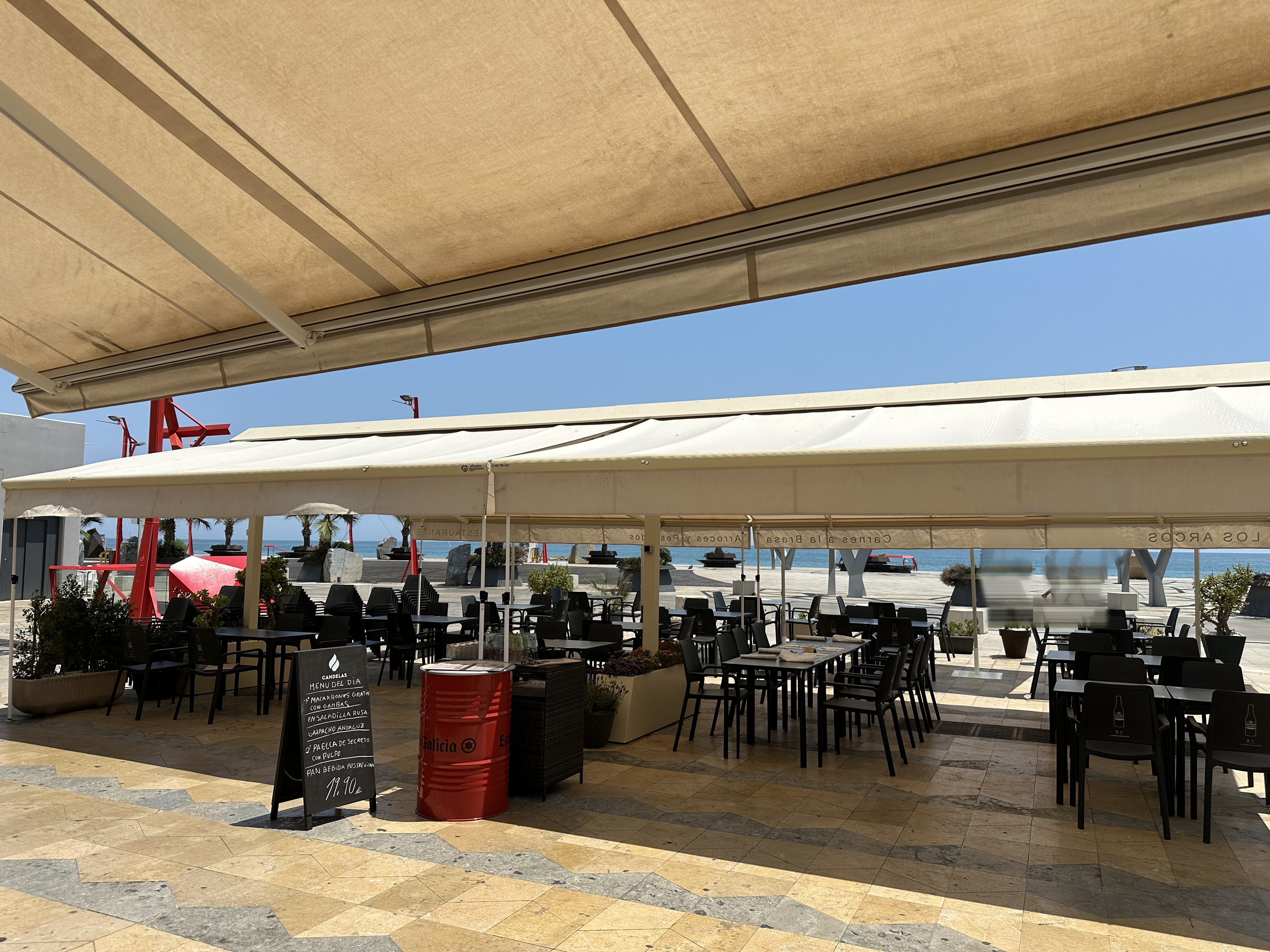 Restaurante Los Arcos — vista del local